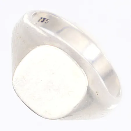Ring stl 19¼ bredd 3-11mm repor silver 835/1000 Vikt: 7,4 g