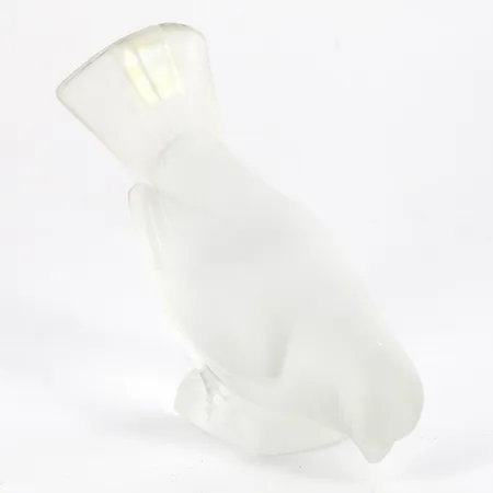 Figurin i frostat glas av Lalique, fågel, höjd ca 12cm,  signerad samt etikettmärkt