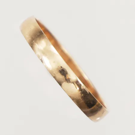 Ring, 19½, bredd 3mm, gravyr, SCH, 9K Vikt: 1,3 g