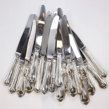 21st Matknivar olika modell längd 20-21cm, blad i rostfritt stål, handtag i silver 830/1000 Vikt: 1480,3 g