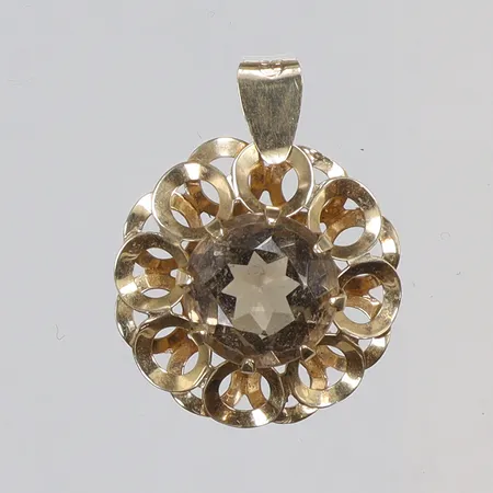 Hänge med grön sten 19x24mm inklusive hängöglan 14K Vikt: 1,9 g