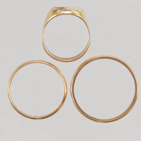 Diverse guld, defekt/gravyr, 18K 9,7g.