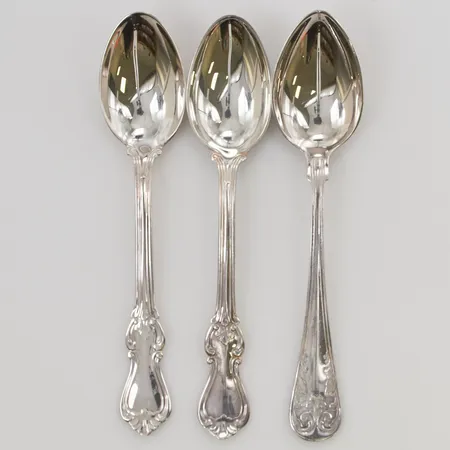 3 Udda kaffeskedar, 12cm, 830/1000 Silver 56,2g.