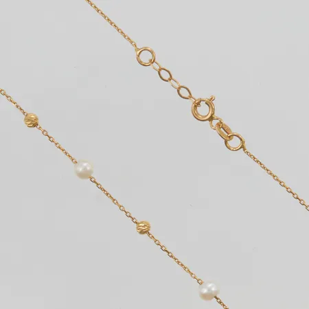 Collier 46-47cm, pärlor ca 4,5mm, 21K 3,8g.