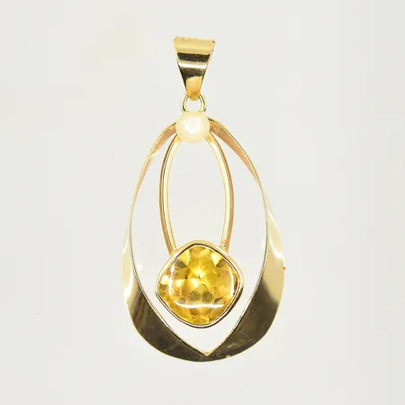 Hänge med odlad pärla Ø3 mm, och orange sten, längd 30 mm, bredd 16 mm, 18K. Vikt: 1,9 g