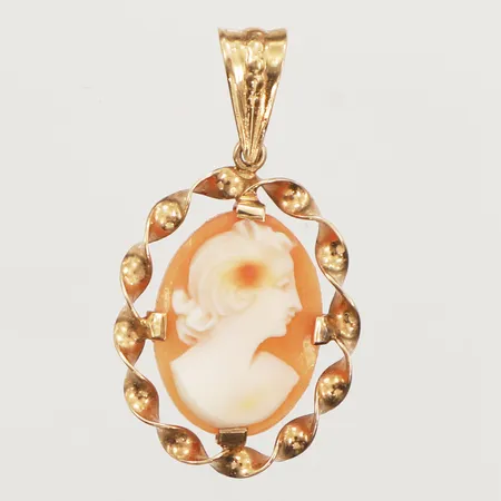Hänge med camé ca 32mm, inklusive ögla, bredd 18mm, 18K Vikt: 2,2 g