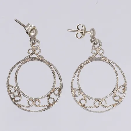 Ett par örhängen med filigran Ø20mm Lauris Guld Och Silver Kolsva (nedlagd 2003) silver 925/1000 Vikt: 2,6 g