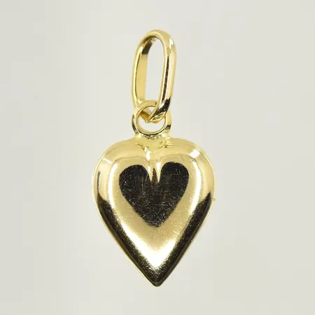 Hänge hjärta, längd 17 mm, bredd 8 mm, 14K. Vikt: 0,8 g