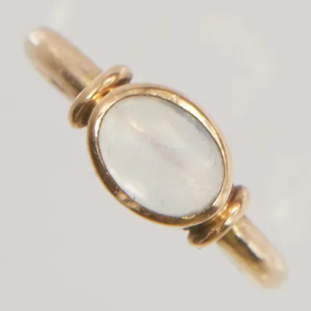 Ring Ø15º, bredd:6mm, månsten, 18K 1,5g.