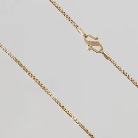 Kedja 39cm, bredd:1mm, ojämnheter, 22K 4,7g.