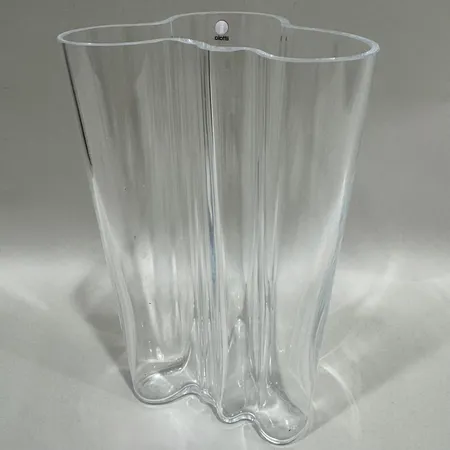 Vas Savoy, Iittala, design Alvar Aalto, höjd 20cm, klarglas Skickas med postpaket.