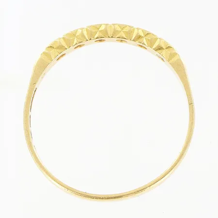 Ring, 8/8-slipade diamanter 0,06ct enligt gravyr, stl 17, bredd 2,3mm, slitage på infattningar, 18K. Vikt: 1,8 g