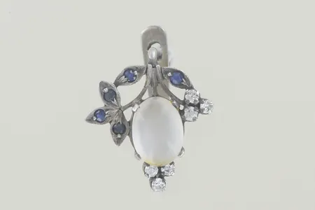 Singel örhänge med stenar/månsten, höjd 25,5 mm, silver, 925/1000 Vikt: 3 g