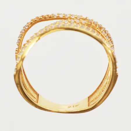 Ring, defekt, saknar flertal stenar, 21K Vikt: 4,3 g