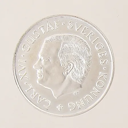 Mynt, Carl XVI Gustaf Sveriges Konung, nya Sverige delaware, 100kr, Ø32mm, 1638-1988, silver 925/1000 Vikt: 16,1 g