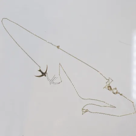 Halscollier med vita stenar, längd 43cm, bredd 0,5mm, 14K Vikt: 1,8 g