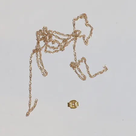 Diverse guld, defekt 18K Vikt: 1,1 g