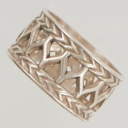 Ring Ø18, bredd:10mm, 925/1000 Silver 3,4g.
