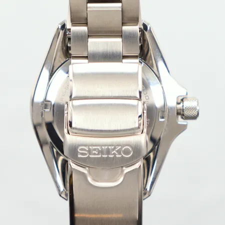 Herrur, Seiko Air Divers 200m, automat, stål, Ø41,5mm, ref: 4R35-06k0, serie-nr: 450898, datum, viklås, extralänkar, box Vikt: 0 g