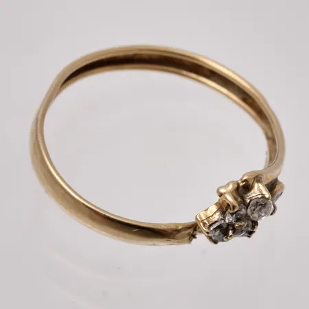 Defekt guld, 14K, bruttovikt 1,52g, ca nettovikt 1,25g.