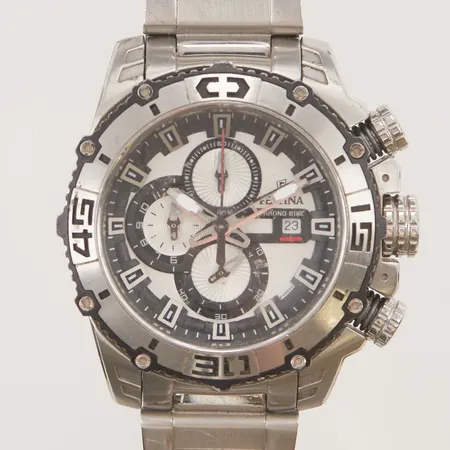 Herrur Festina, 51mm, stål, quartz, repigt glas, går ej, batteribyte krävs, ej funktionstestad.