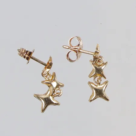 Ett par Örhängen med hängande detaljer 4x16mm 18K Vikt: 0,7 g