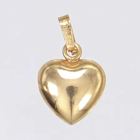Hänge i form av hjärta höjd 15mm inkl öglan GHA /Guldfynd smärre repor 18K Vikt: 0,9 g