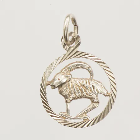 Hänge Stenbock, Ø 14mm, 925/1000 silver Vikt: 0,9 g