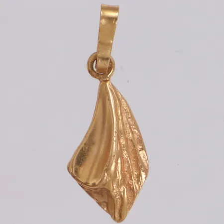 Hänge, längd 20mm inklusive ögla, bredd 7mm, 18K Vikt: 0,9 g