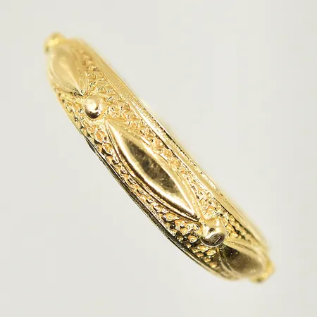 Ring, stl 14¾, bredd 2-4 mm, 18K. Vikt: 1,5 g