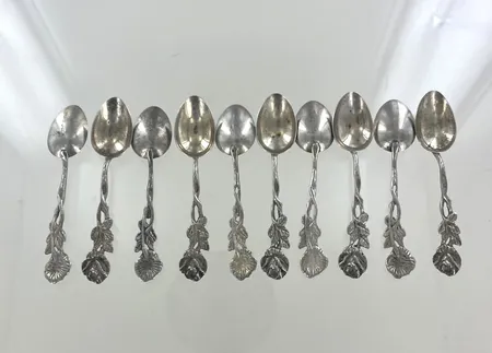 10 skedar, längd 9 cm, Gewe silver Vikt: 77,3 g