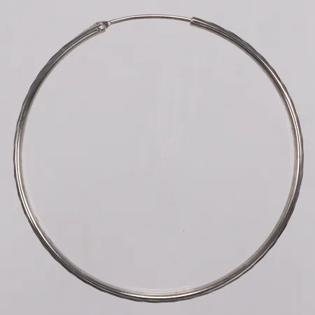 Örhänge udda 50mm, 925/1000 silver Vikt: 2,4 g