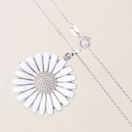 Collier GEORG JENSEN Daisy, längd: 42cm, bredd: 0,7-32mm, vit emalj, silver 925/1000 Vikt: 10,1 g