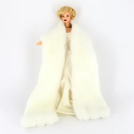 Barbiedocka Hollywood Premiere 2000, saknar skor, inga övriga tillbehör Vikt: 0 g