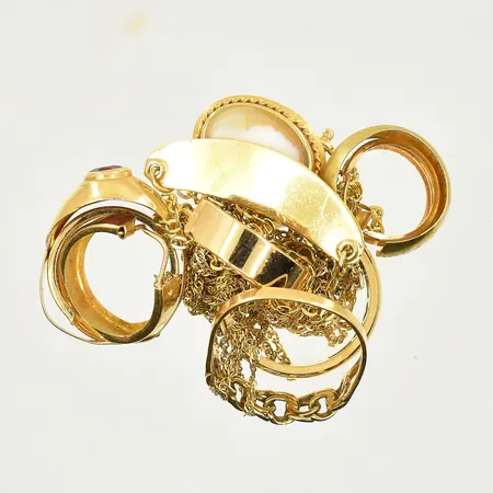 Diverse defekt guld med stenar, 18K. Vikt: 19,7 g