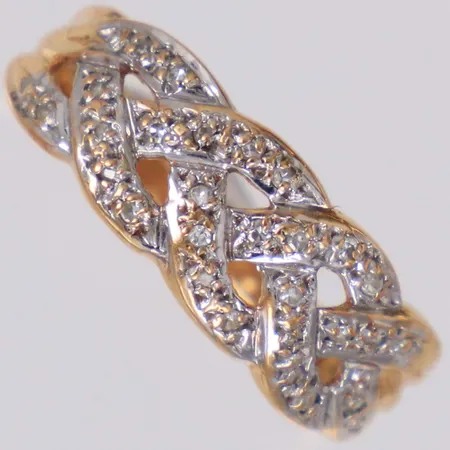 Ring med diamanter 22x ca 0,005ct 8/8-slipade, stl 16¾, bredd 1,8-6,8mm, tvåfärgad, 18K Vikt: 1,9 g