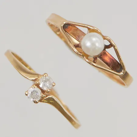 2 Ringar, skeva, 18K 2,9g.