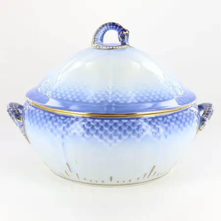 Terrin Höjd: 17cm, Ø20cm, med lock och hänklar, nr: 512, Blå Måsen Bing & Gröndal, 1:a sortering Vikt: 0 g Skickas med postpaket.