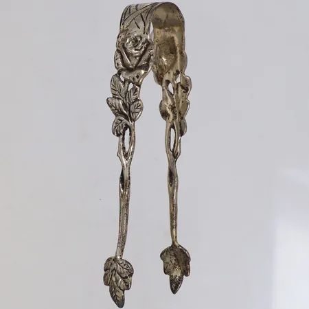 Sockertång, längd 9,5cm, blomdekor, 830/1000 silver Vikt: 22,2 g