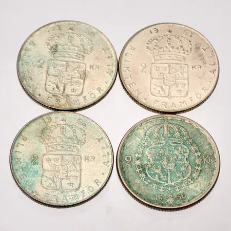  4st mynt i silver, 2kronor, 400/1000, vikt 55,8g.