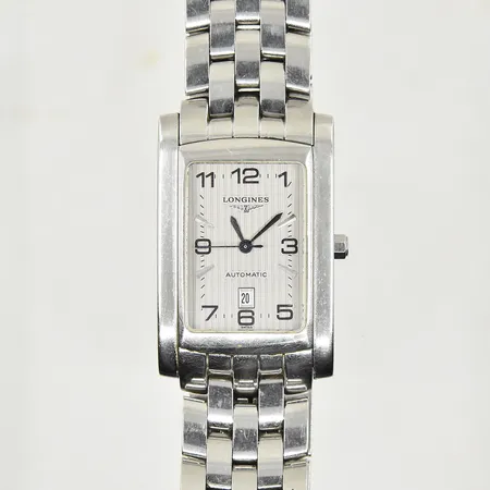 Herrur/damur Longines Dolce Vita, stål, automat, datum, boett 40x26 mm, serienr 29134096, ref L5674, integrerad länk, innermått inklusive ur ca 17 cm, inga tillbehör.