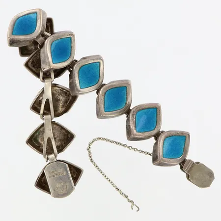 Armband med blå emalj, 17,5cm, bredd 19mm, defekt säkerhetskedja, silver 925/1000 Vikt: 40,9 g