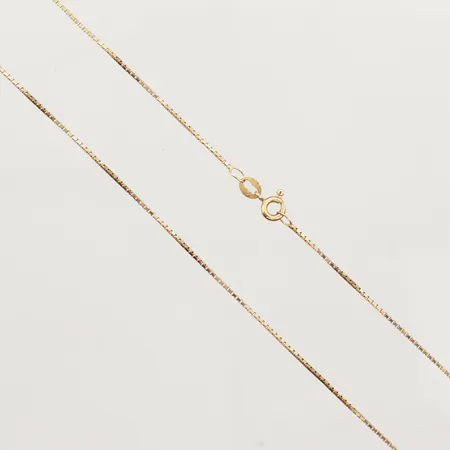 Kedja Venezia, längd 38cm, bredd 0,7mm, 18K   Vikt: 1,9 g