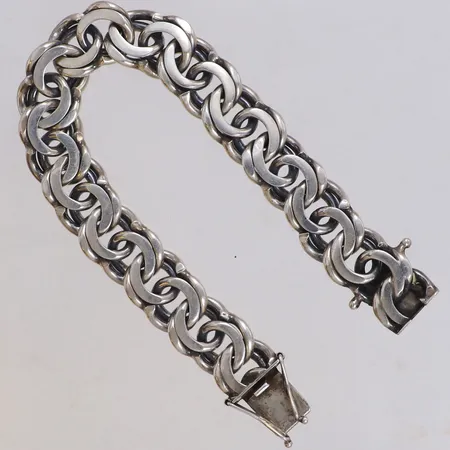 Armband Bismarck, längd 20cm, bredd 14,3mm, Janson Guldvaru Ab Victor Lindesberg 1967, 830/1000 silver Vikt: 61,7 g