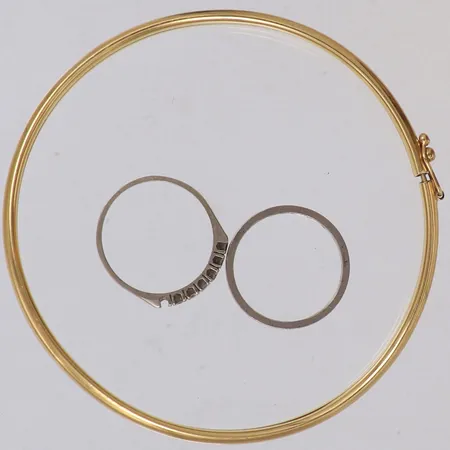 Diverse guld, diamanter 6x ca 0,04ct, gravyr, skadat, defekt, 18K Vikt: 10,8 g