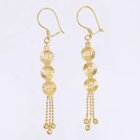 Ett par örhängen höjd 65mm 21K Vikt: 4,8 g