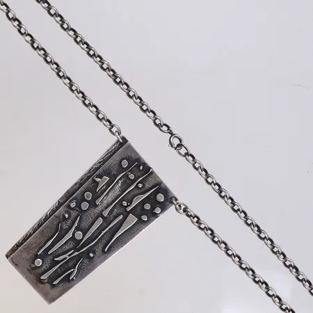 Collier med integrerat hänge, längd 64,5cm, bredd 4,7mm, Ge-Kå-Smyckek G Kaplan Stockholm 1952, 830/1000 silver Vikt: 49,1 g