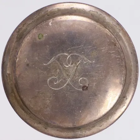 Dosa, Ø44mm, gravyr, 830/1000 silver Vikt: 43 g