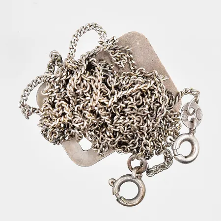 Diverse silver, defekter, gravyrer Vikt: 8,1 g