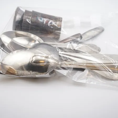 Diverse silver, 830/1000 Vikt: 461 g